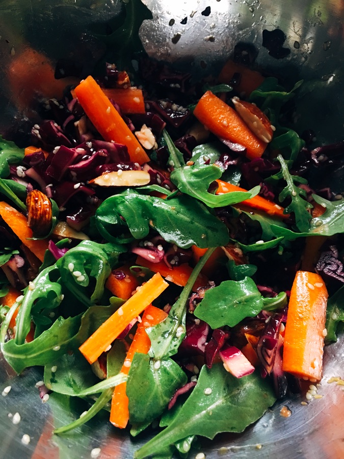 Red cabbage salad